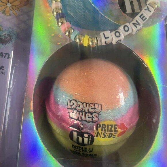 NIB Hi Peach Layne Looney Tunes Bath Set Limited Edition - Picture 5 of 7